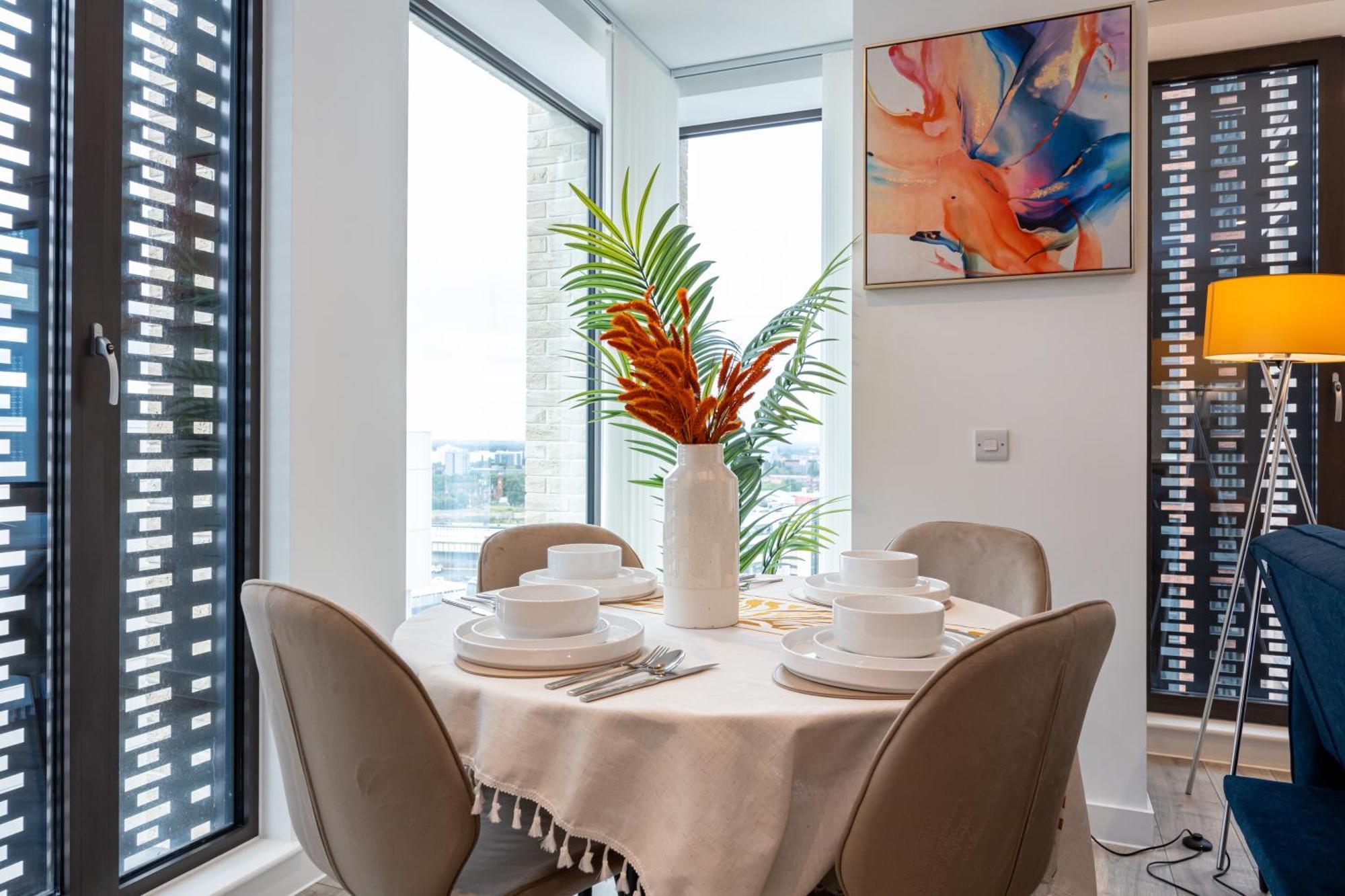 Pet Friendly 2Br Near Station By Asquare Letting Lägenhet Manchester Exteriör bild