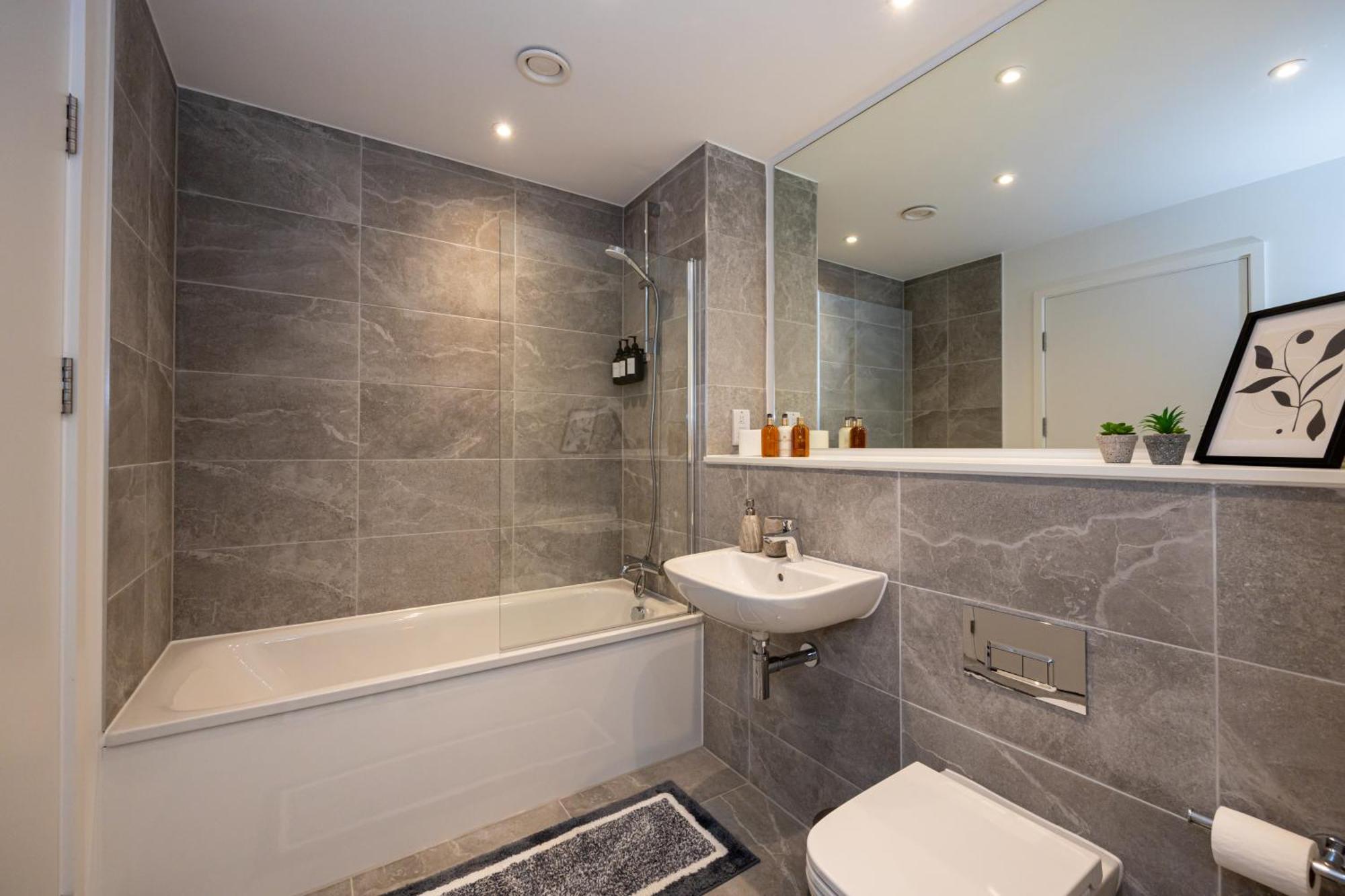 Pet Friendly 2Br Near Station By Asquare Letting Lägenhet Manchester Exteriör bild